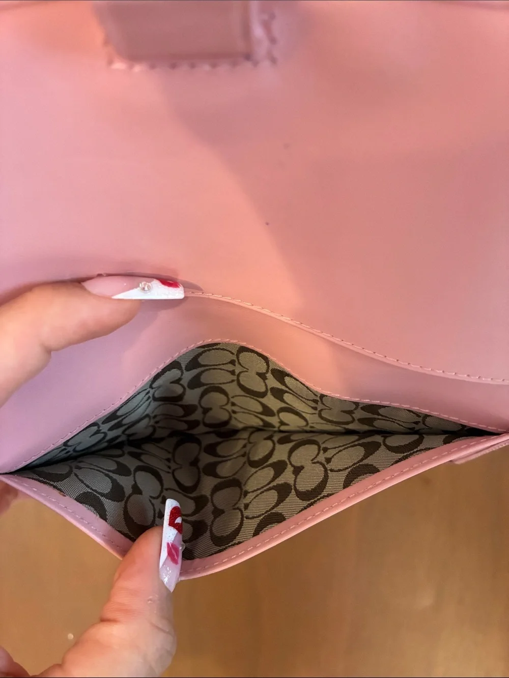 Coach BabyPink Leather Case